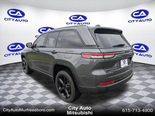2022 Jeep Grand Cherokee Altitude