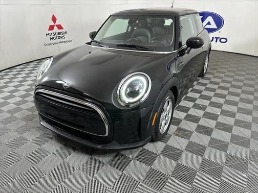 2022 MINI Hardtop Cooper