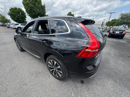 2023 Volvo XC60 B5 Plus Bright Theme