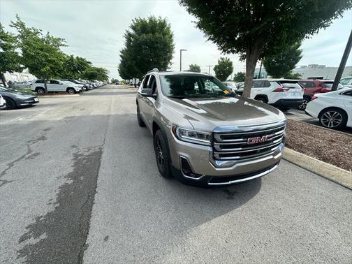 2023 GMC Acadia AWD AT4