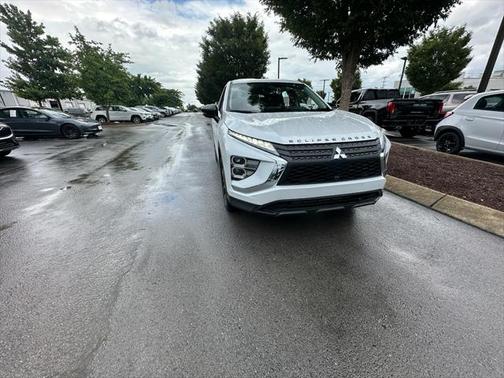 2024 Mitsubishi Eclipse Cross LE