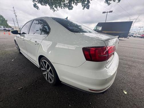 2018 Volkswagen Jetta 2.0T GLI