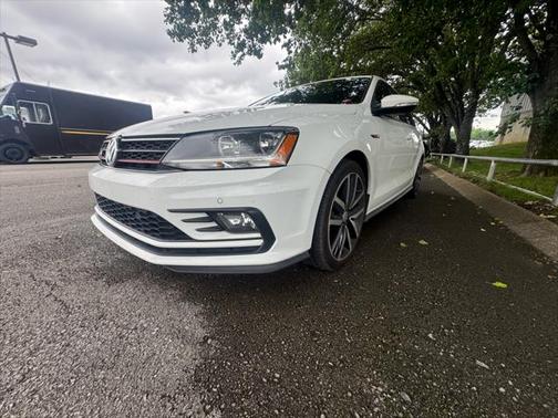 2018 Volkswagen Jetta 2.0T GLI