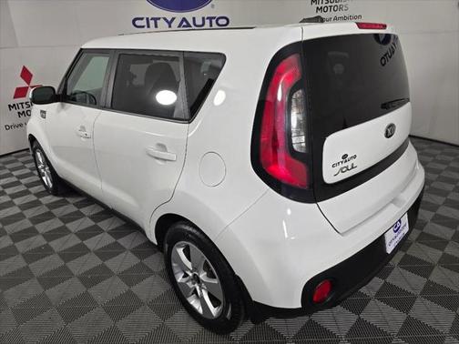 2018 Kia Soul Base