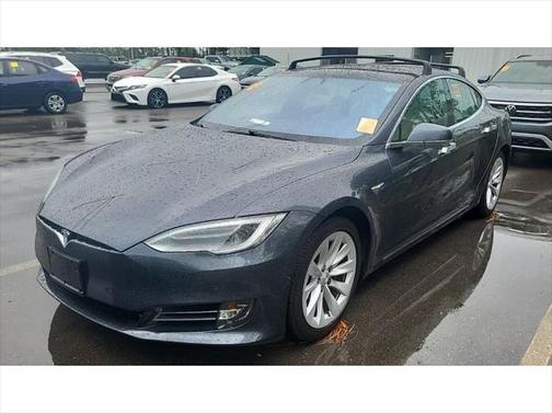 2020 Tesla Model S Long Range