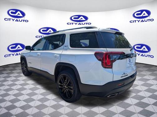2022 GMC Acadia FWD SLT