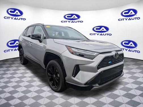2025 Toyota RAV4 Hybrid SE