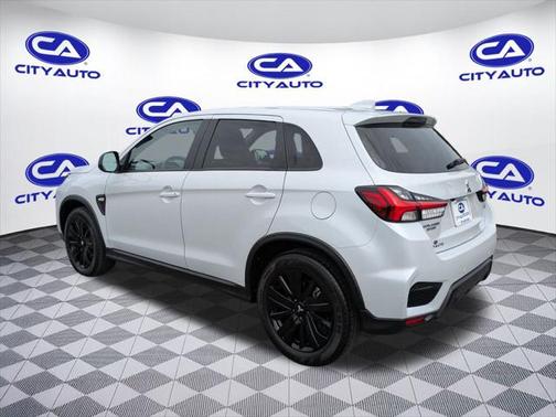 2024 Mitsubishi Outlander Sport 2.0 LE