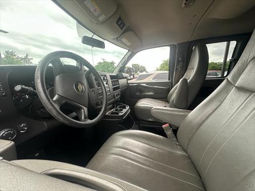 2015 Chevrolet Express 2500 LS