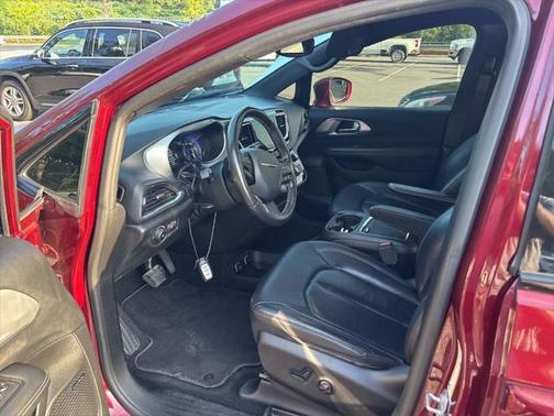 2019 Chrysler Pacifica Touring-L Plus