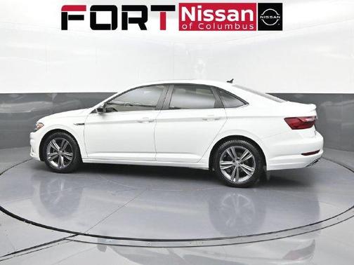 Pure White 2021 Volkswagen Jetta 1.4T R-Line