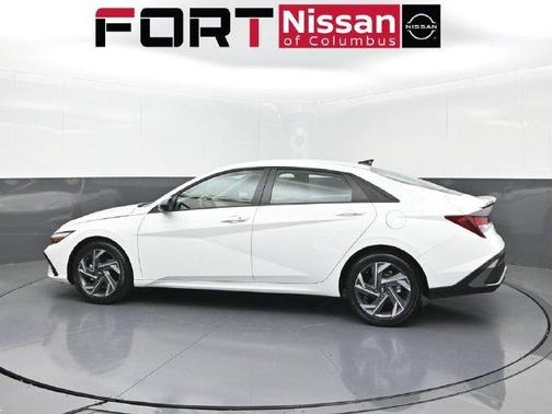 White 2025 Hyundai ELANTRA SEL Sport