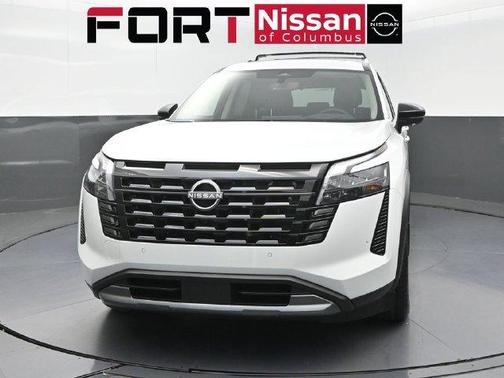 Pearl 2026 Nissan Pathfinder Platinum