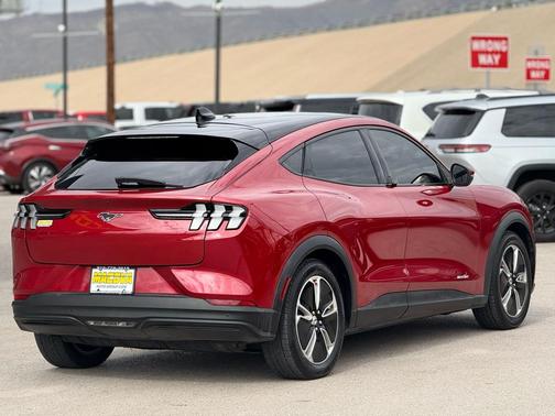 2021 Ford Mustang Mach-E Select