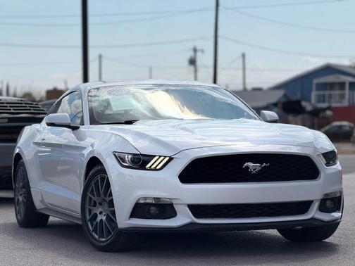 2017 Ford Mustang EcoBoost Premium