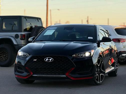 2022 Hyundai Veloster N Base