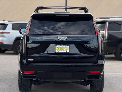 2022 Cadillac Escalade Sport Platinum