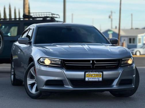 2015 Dodge Charger SE