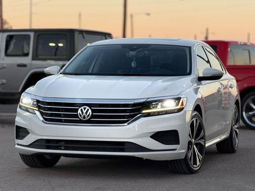 2022 Volkswagen Passat 2.0T SE