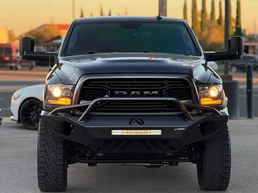 2018 RAM 2500 Laramie Mega Cab 4x4 6'4' Box