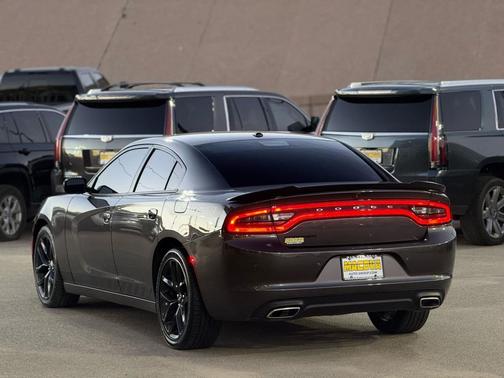 2019 Dodge Charger SXT
