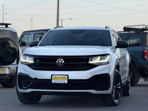 2023 Volkswagen Atlas Cross Sport 2.0T SEL
