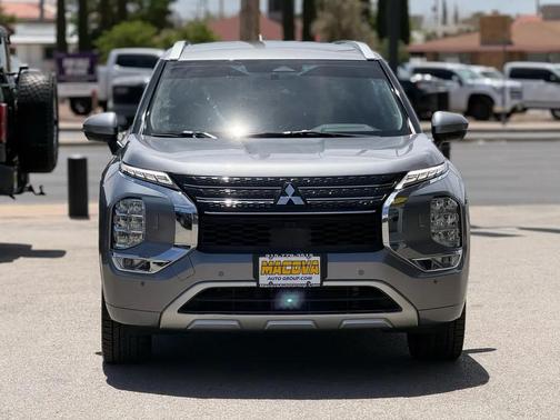 Mercury Gray Metallic 2022 Mitsubishi Outlander SEL