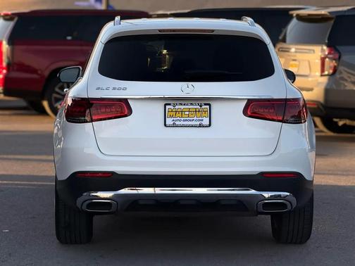 2022 Mercedes-Benz GLC 300 Base