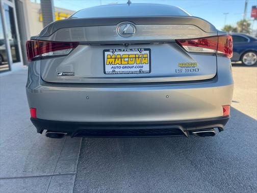 2018 Lexus IS 300 Base