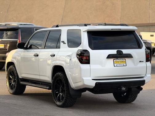 2022 Toyota 4Runner TRD Off Road