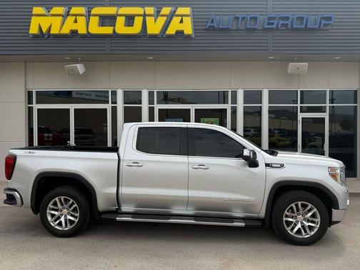 2022 GMC Sierra 1500 SLT