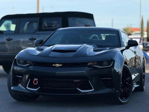 Nightfall Gray Metallic 2017 Chevrolet Camaro 2SS