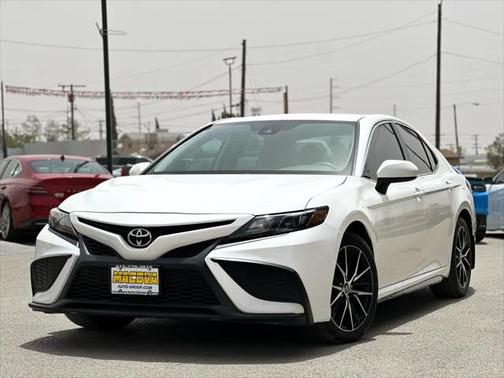 2021 Toyota Camry SE