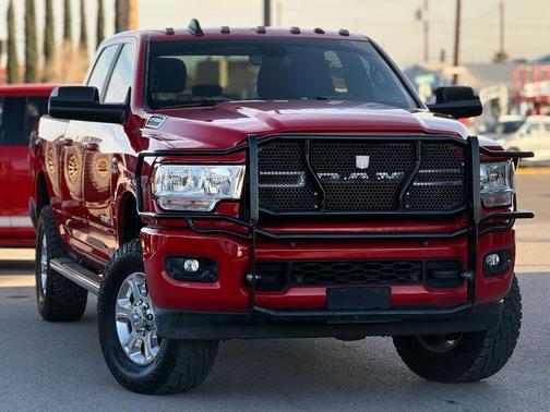 2022 RAM 2500 Lone Star Crew Cab 4x4 6'4' Box