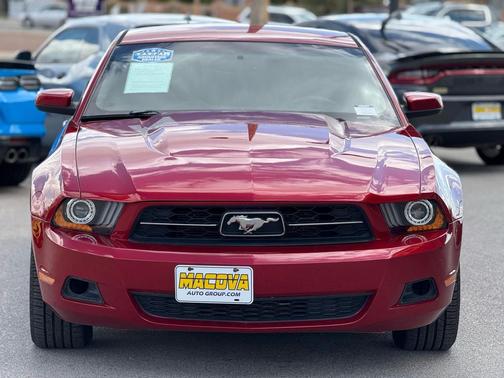 2011 Ford Mustang V6 Premium