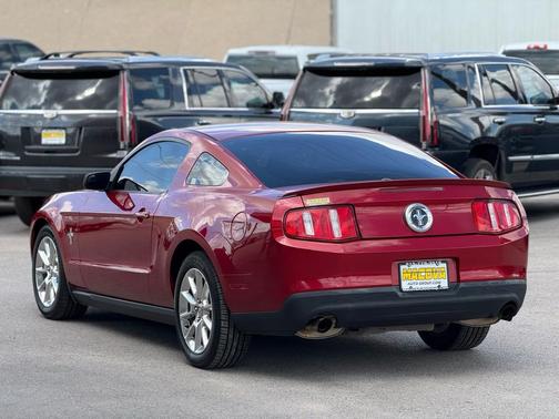 2011 Ford Mustang V6 Premium