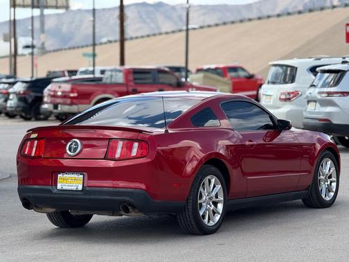 2011 Ford Mustang V6 Premium
