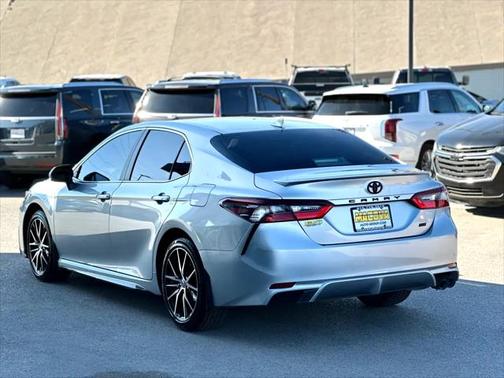 2023 Toyota Camry SE