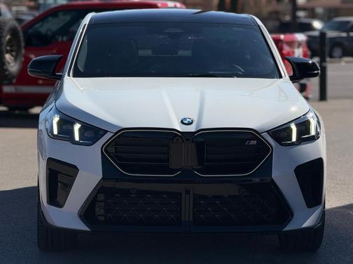 2025 BMW X2 M35i