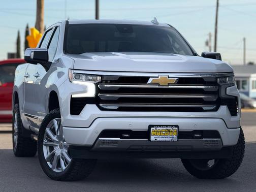 2022 Chevrolet Silverado 1500 High Country