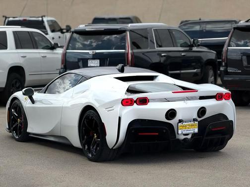 2022 Ferrari SF90 Stradale Coupe
