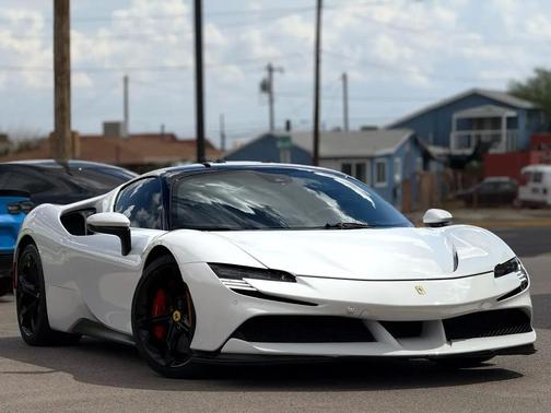 2022 Ferrari SF90 Stradale Coupe