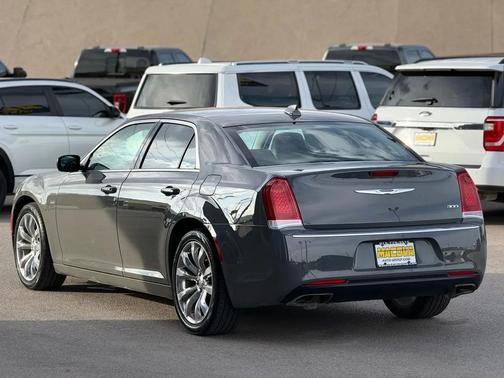 Ceramic Grey Clearcoat 2018 Chrysler 300 Touring