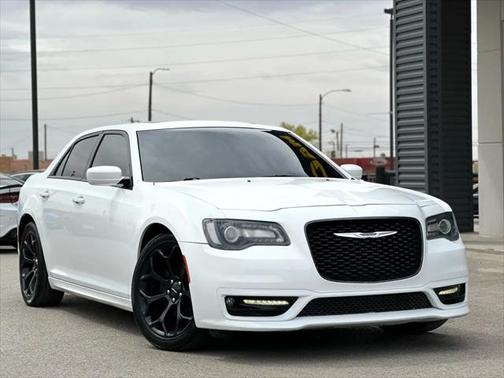 2019 Chrysler 300 S
