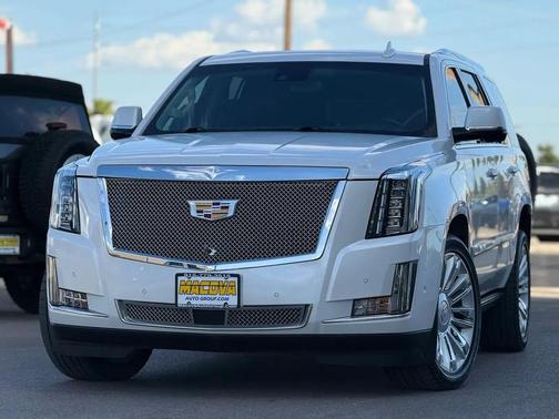 Crystal White Tricoat 2018 Cadillac Escalade Premium Luxury