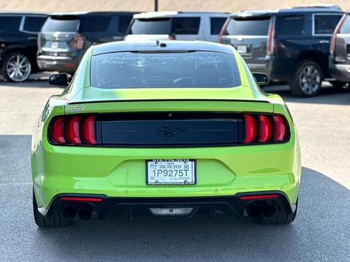 2020 Ford Mustang EcoBoost