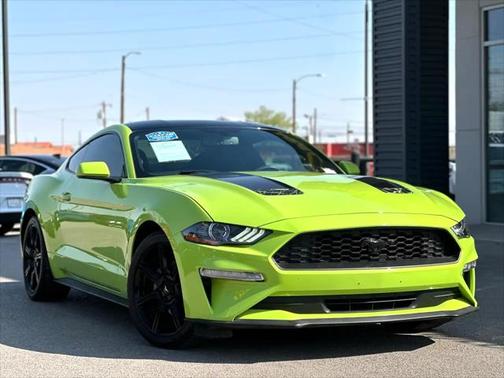 2020 Ford Mustang EcoBoost