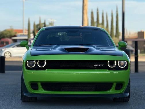 2015 Dodge Challenger SRT Hellcat