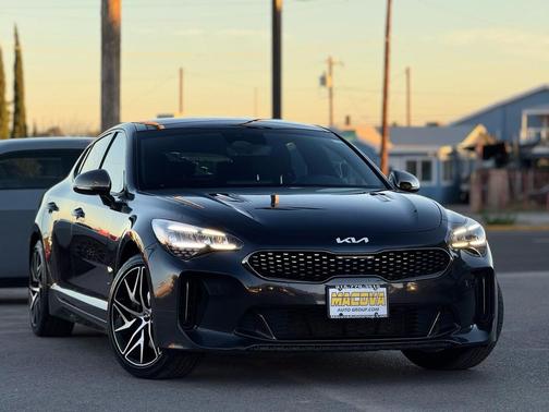 2022 Kia Stinger GT-Line