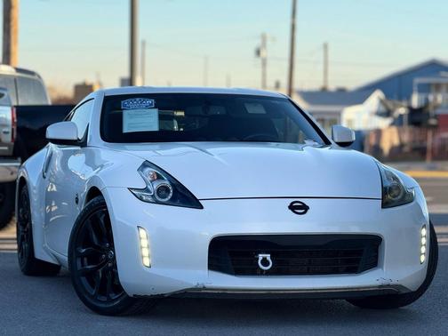 2020 Nissan 370Z Base